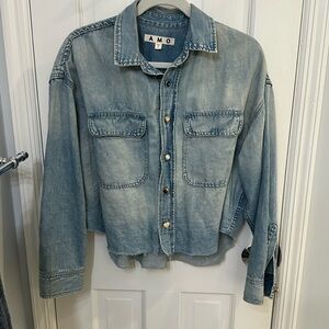 AMO Denim cropped vintage style denim shirt with mixed buttons. Size Small.
